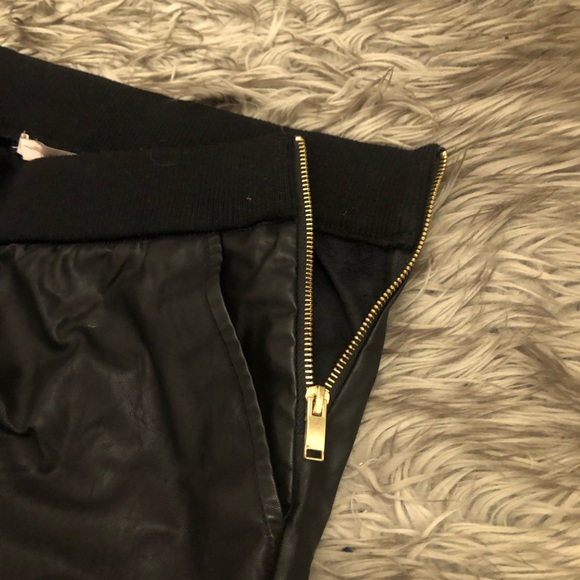 ⭐️Buy 1 get 1 FREE⭐️NWOT forever 21 leather joggers - Picture 4 of 5